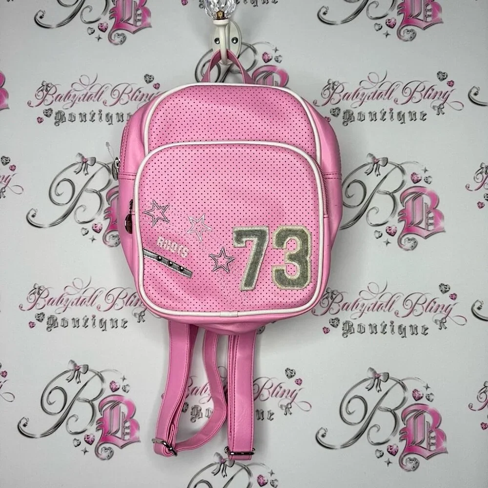 Roots Backpack pink 2000s sporty preppy athletic style 73 fuzzy logo zippers